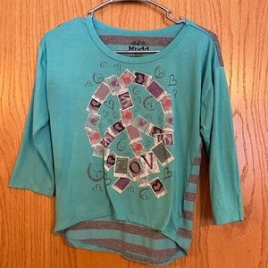 Youth XL Mudd shirt